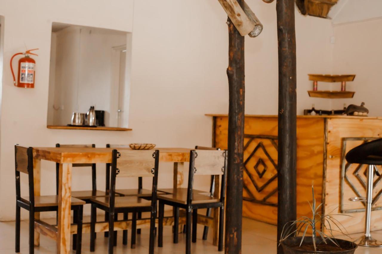 Leeville Guesthouse 카사네 외부 사진