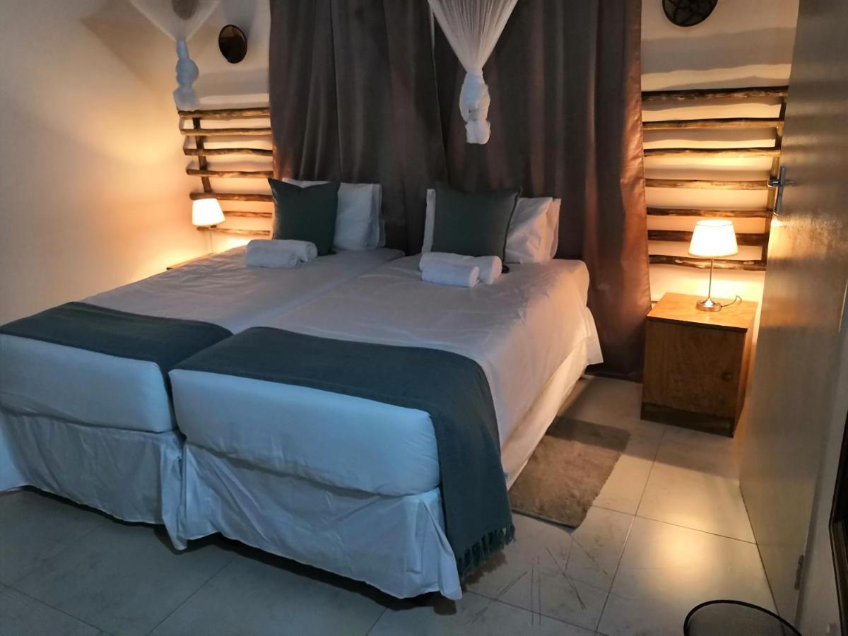 Leeville Guesthouse 카사네 외부 사진